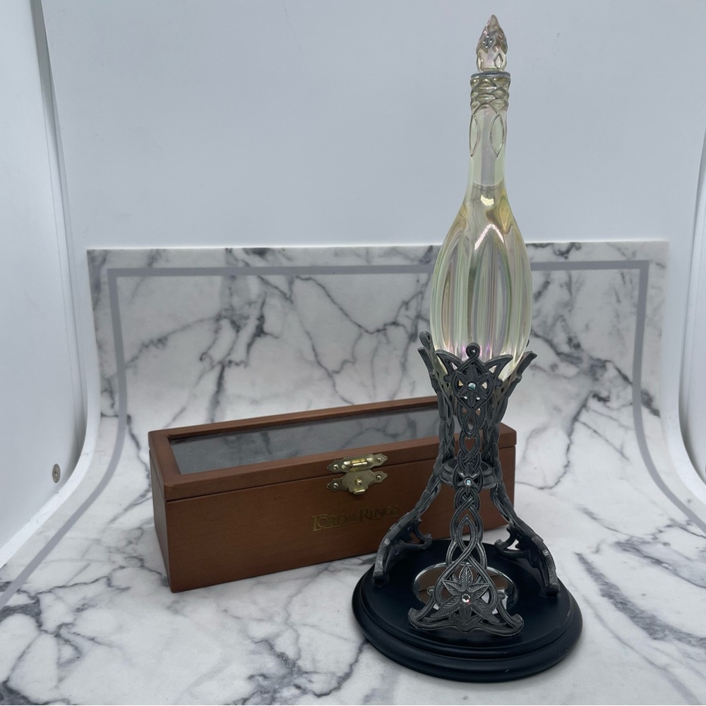 Phial of Galadriel Noble Collection Lord of the Rings LIGHT OF EÄRENDIL
